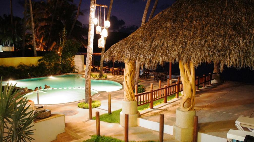 Akan Resort Los Ayala Exterior photo